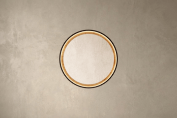 Peilit puisessa kehyksessä