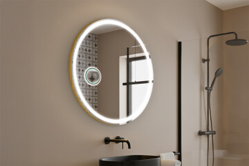 Peilit koristeellisessa kehyksessä