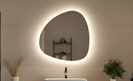 Epäsäännöllinen koristeellinen LED-valaistu peili 54x54 cm neutraalilla valolla 4500K